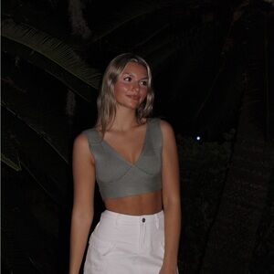 Meet your Posher, Isabel